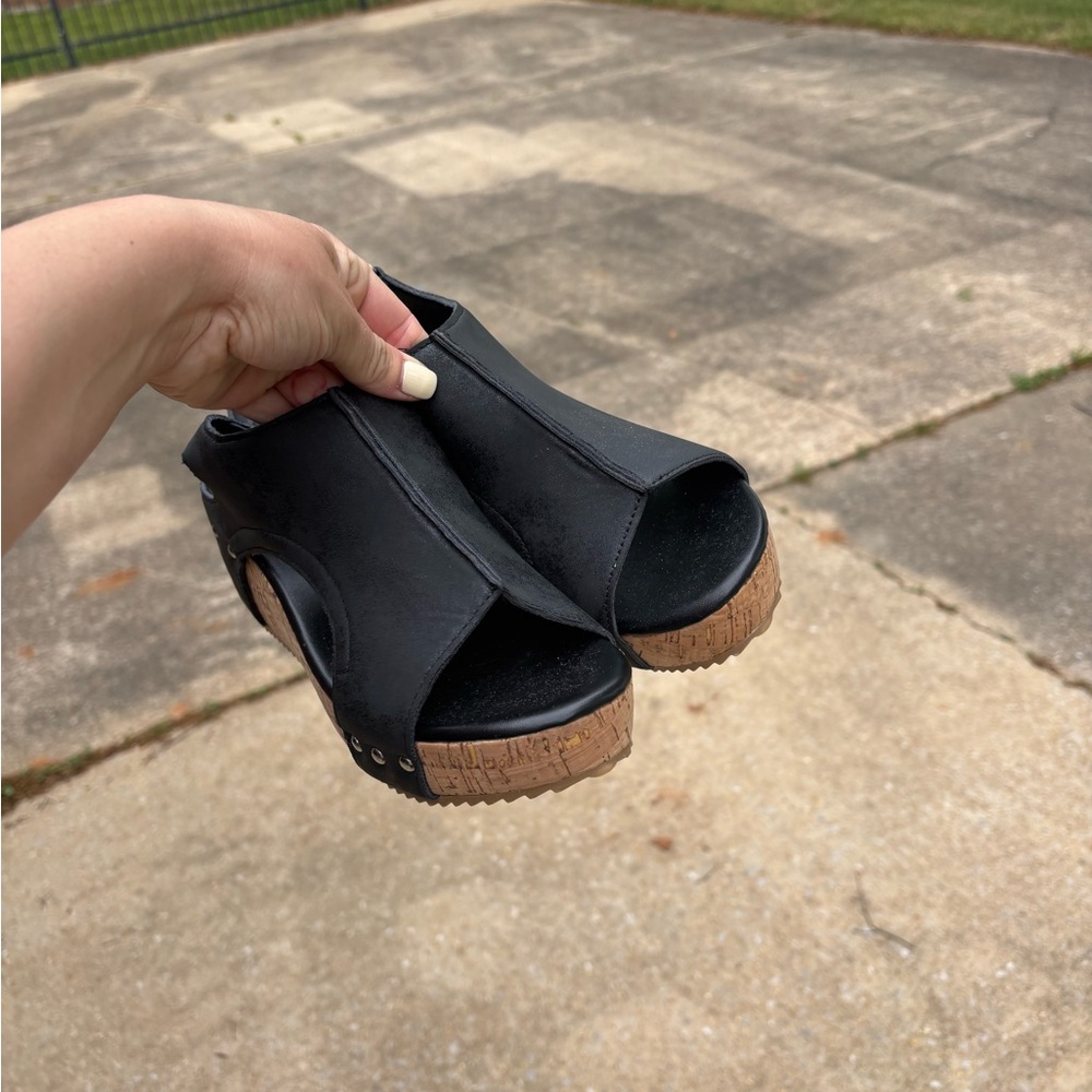 Women's Black Open-Toe Wedge Sandals